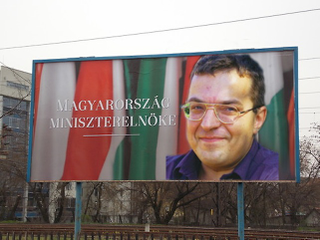 Illustration for article titled Óriási ziccer volt a Magyarország miniszterelnöke plakát (frissítve!)